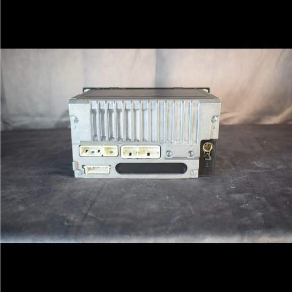 2005-2010 Toyota Scion TC XB XD FM Radio XM CD MP3 Player PT546-00080 DEH-M8027 - Picture 4 of 6